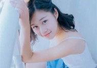 甜美糖心美女展示，高清图片与精彩视频分享，尽在这里！