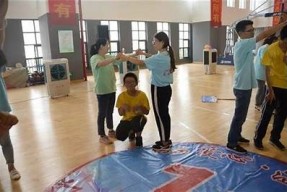 糖心：从校园到职场的成长与爱情故事