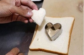 美味糖心鸡蛋饼制作视频：简单易学的小吃教程
