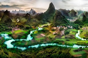国产高清在线糖心：探索甜蜜爱情故事的浪漫旅程