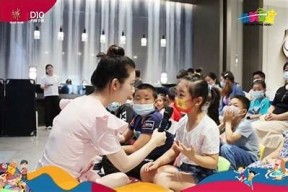糖心姐姐在线免费观看全集，畅享精彩动漫剧情与角色互动