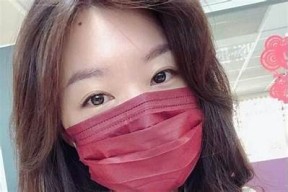 糖心姐姐戴口罩的时尚搭配，展现新潮少女风